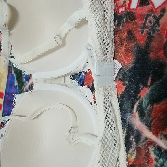 💎2 for $25💎 Victoria's Secret Dream Angels Lace Bra 36D - Picture 7 of 9